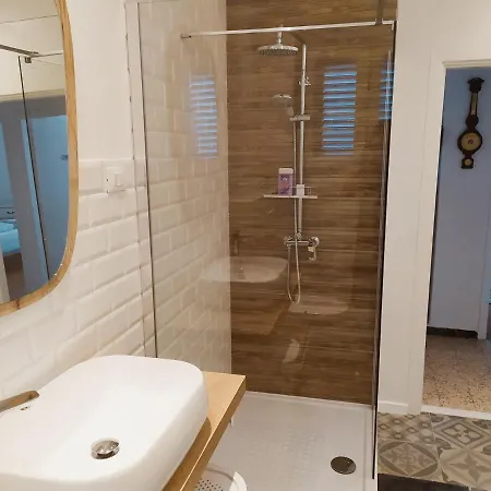 I&m With Private Parking Apartment