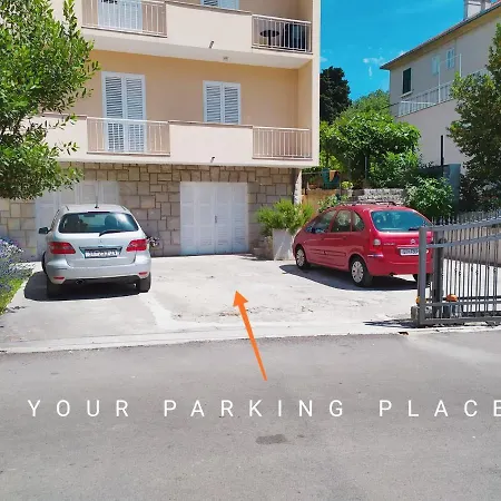 I&m With Private Parking
